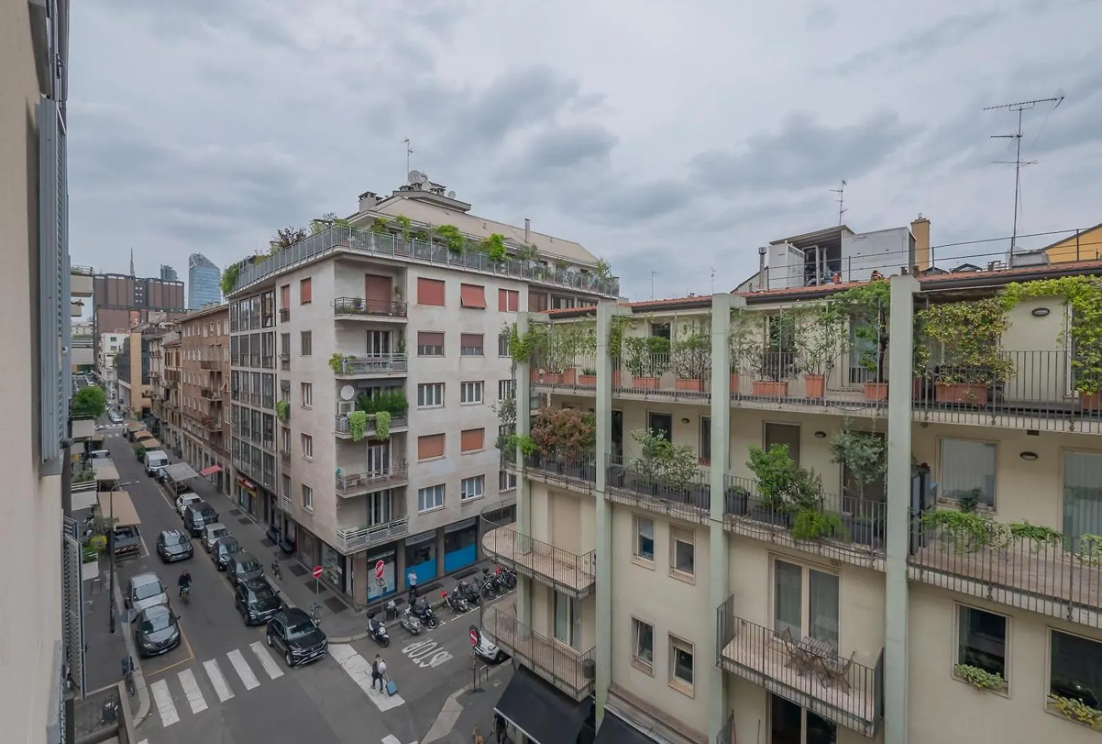 YouHosty - Panfilo Castaldi 26 Milano Italia